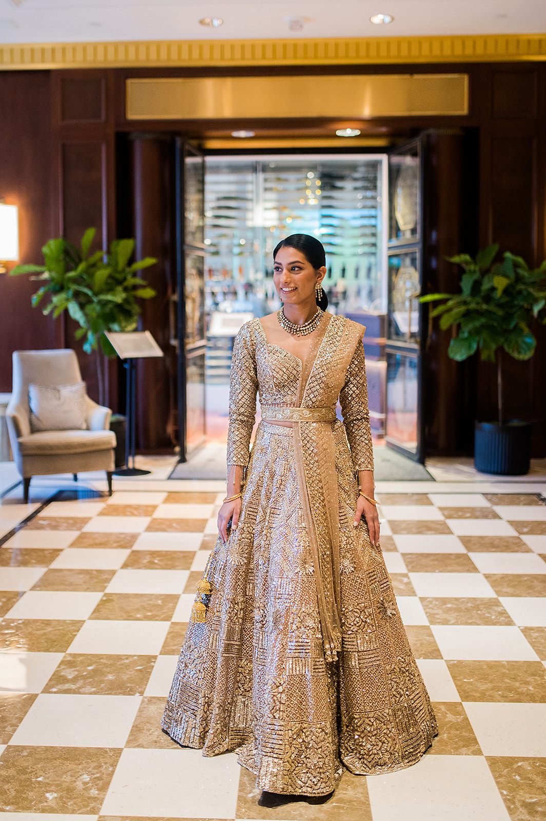 The bride on the checkerboard marble